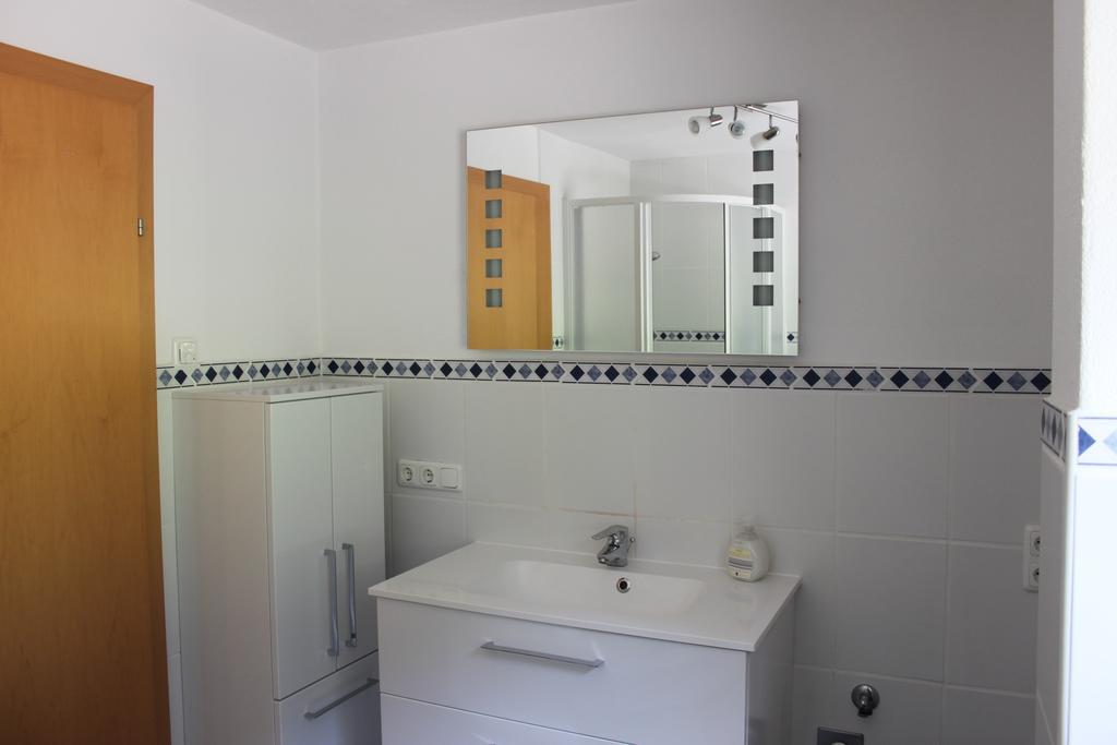 Apartment Am Birkenweg Oberndorf in Tirol Zimmer foto